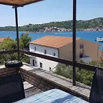 Tasler Apartment Tisno