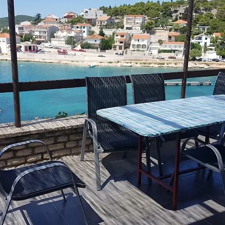 Tasler Apartment Tisno